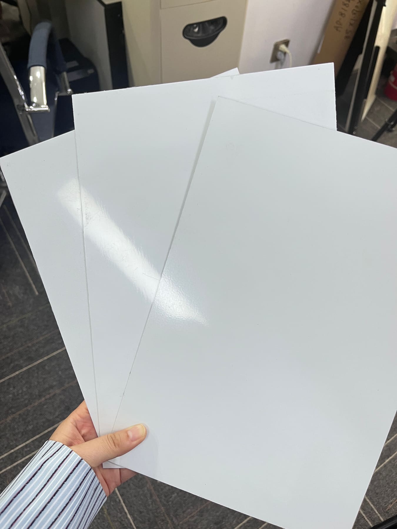 Full-size white coated aluminum sheets